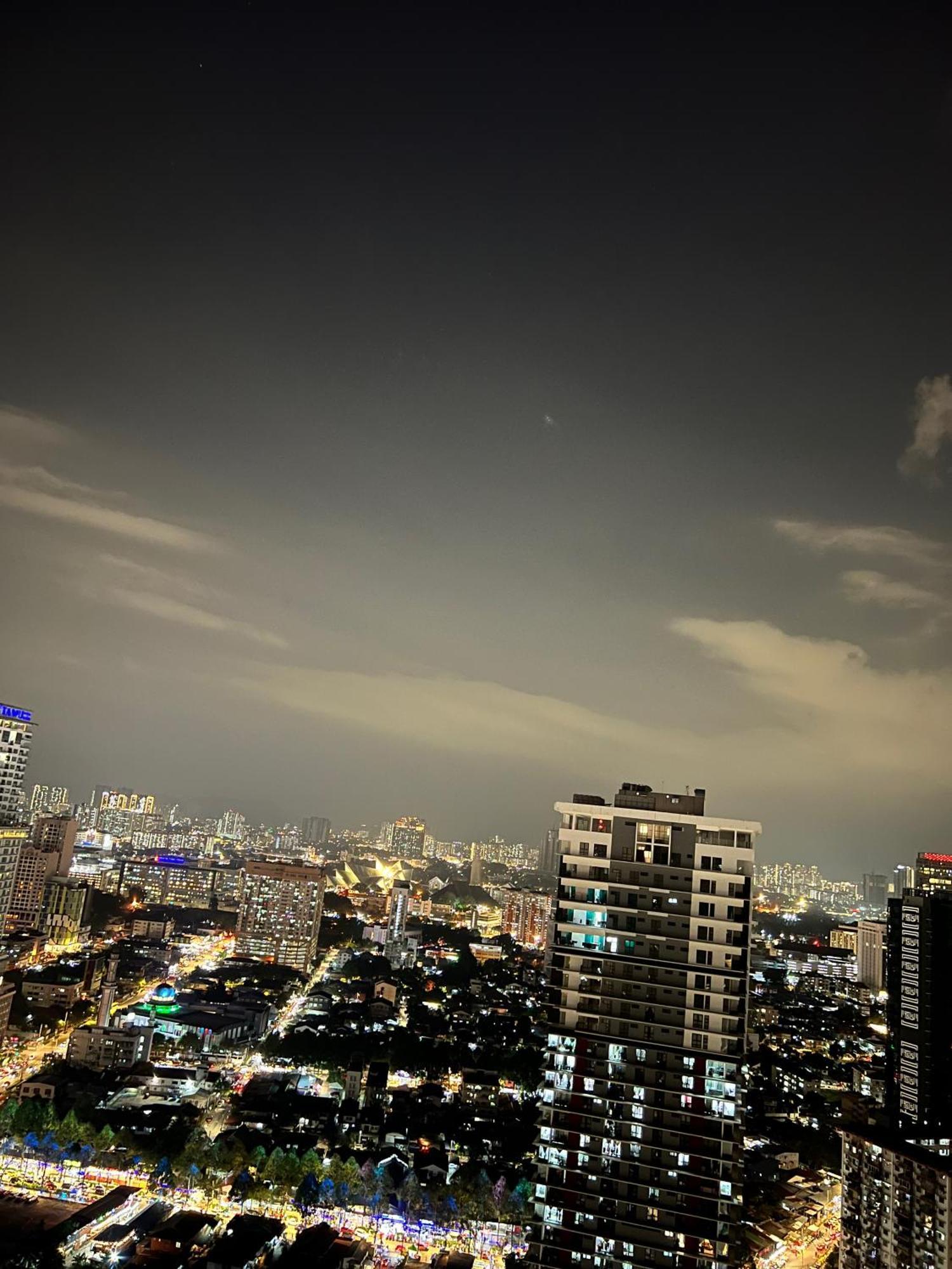 Mercu Summer Suites Klcc By Sweet Home 쿠알라룸푸르 외부 사진